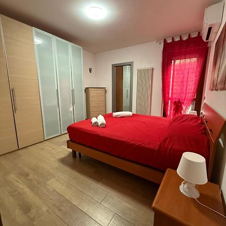 Caserma Guelfa - Casa Vacanza Chiarina San Benedetto del Tronto Exterior foto