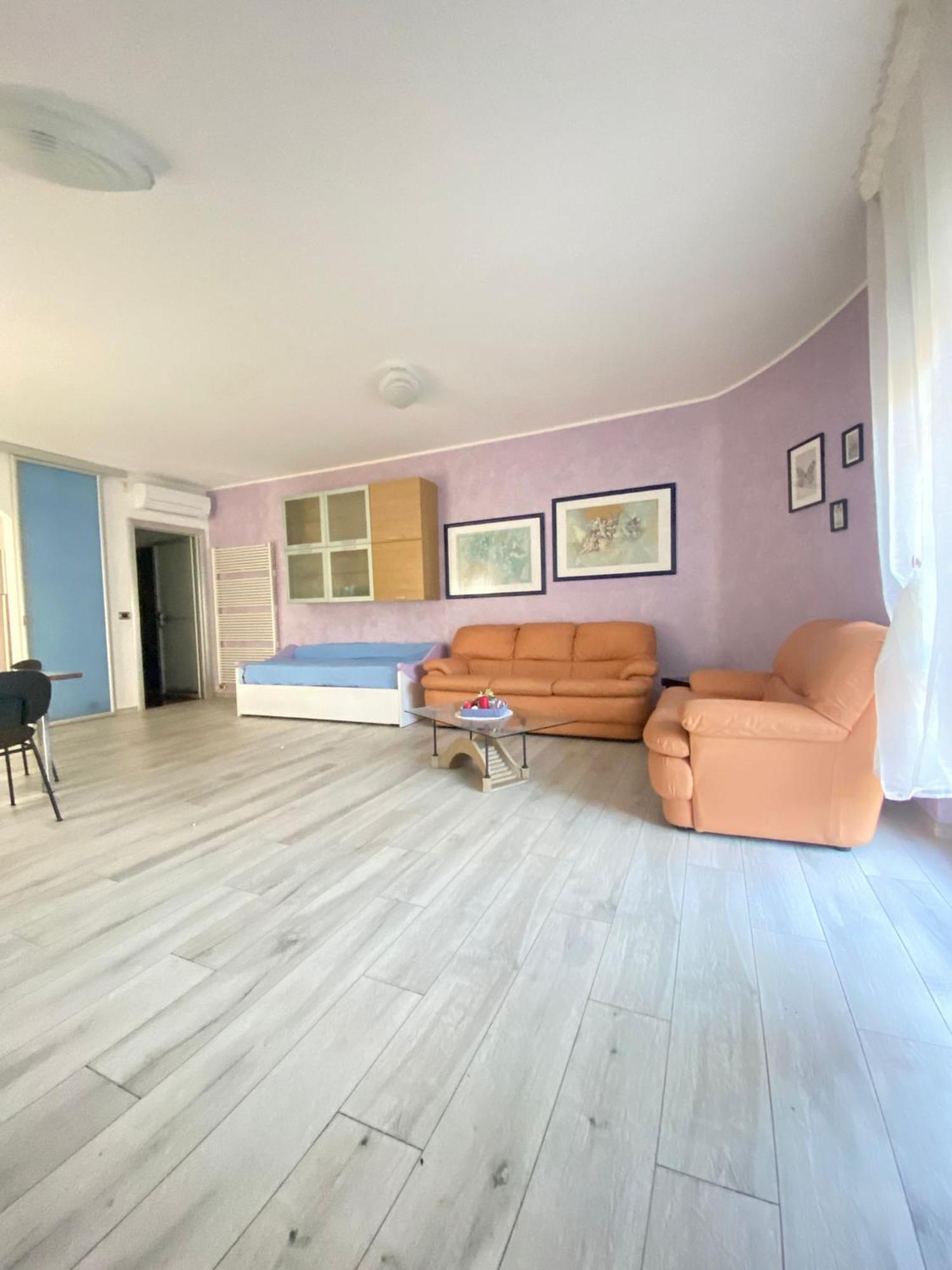 Caserma Guelfa - Casa Vacanza Chiarina San Benedetto del Tronto Exterior foto