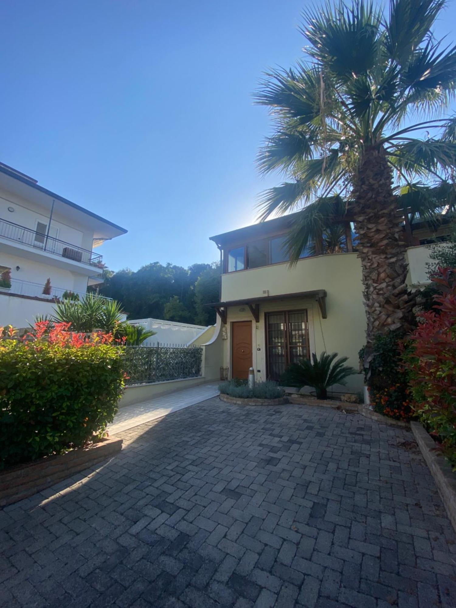 Caserma Guelfa - Casa Vacanza Chiarina San Benedetto del Tronto Exterior foto